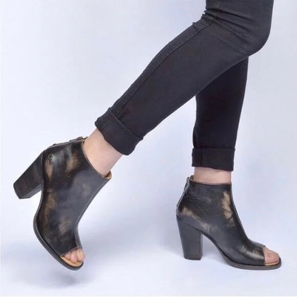 Bed-Stu Onset Peep Toe Black Driftwood Distressed Leather Ankle Bootie Heels (9) - Picture 1 of 7